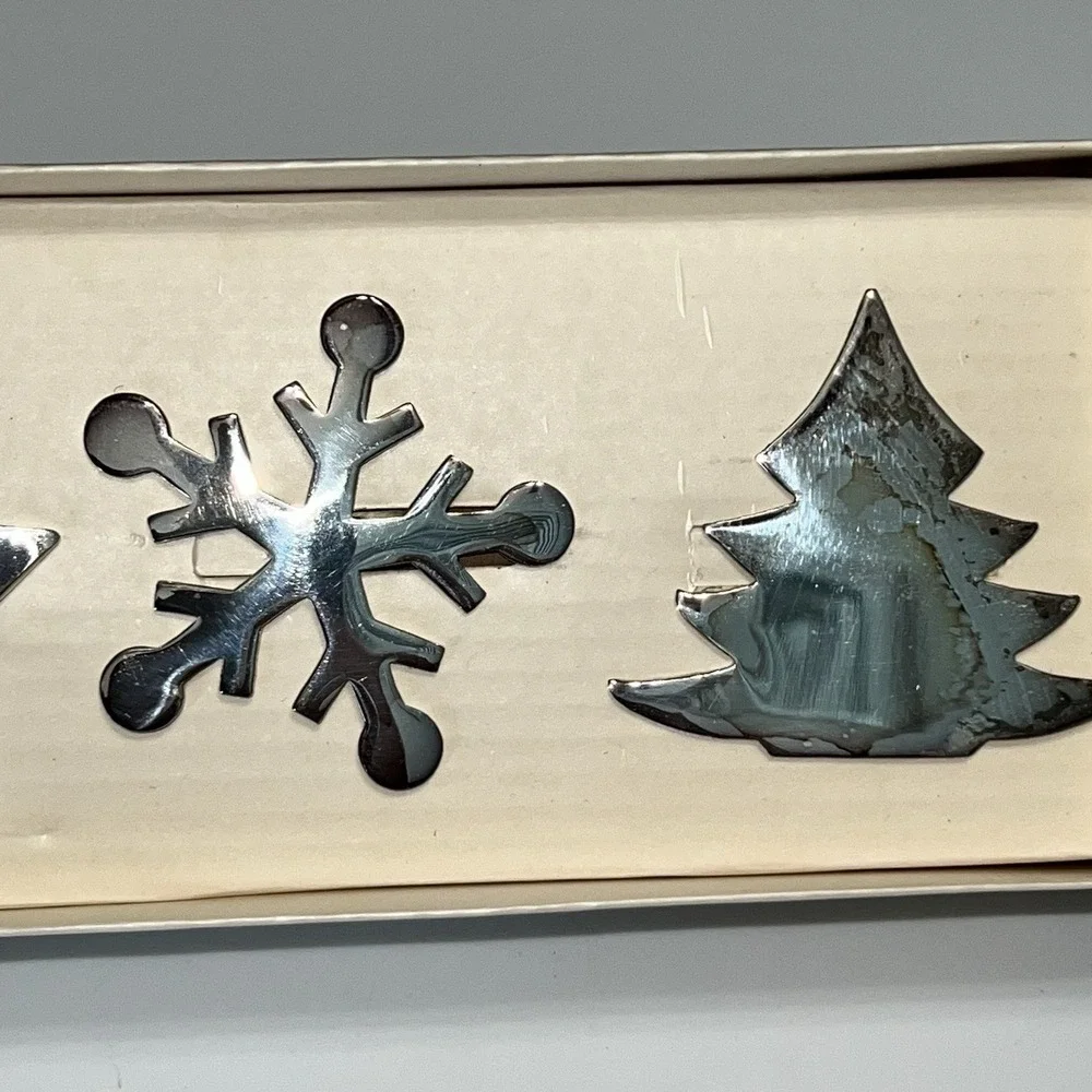Vintage Pier 1 Silver Plated Christmas Napkin Rings Tree Star Snowflake Reindeer